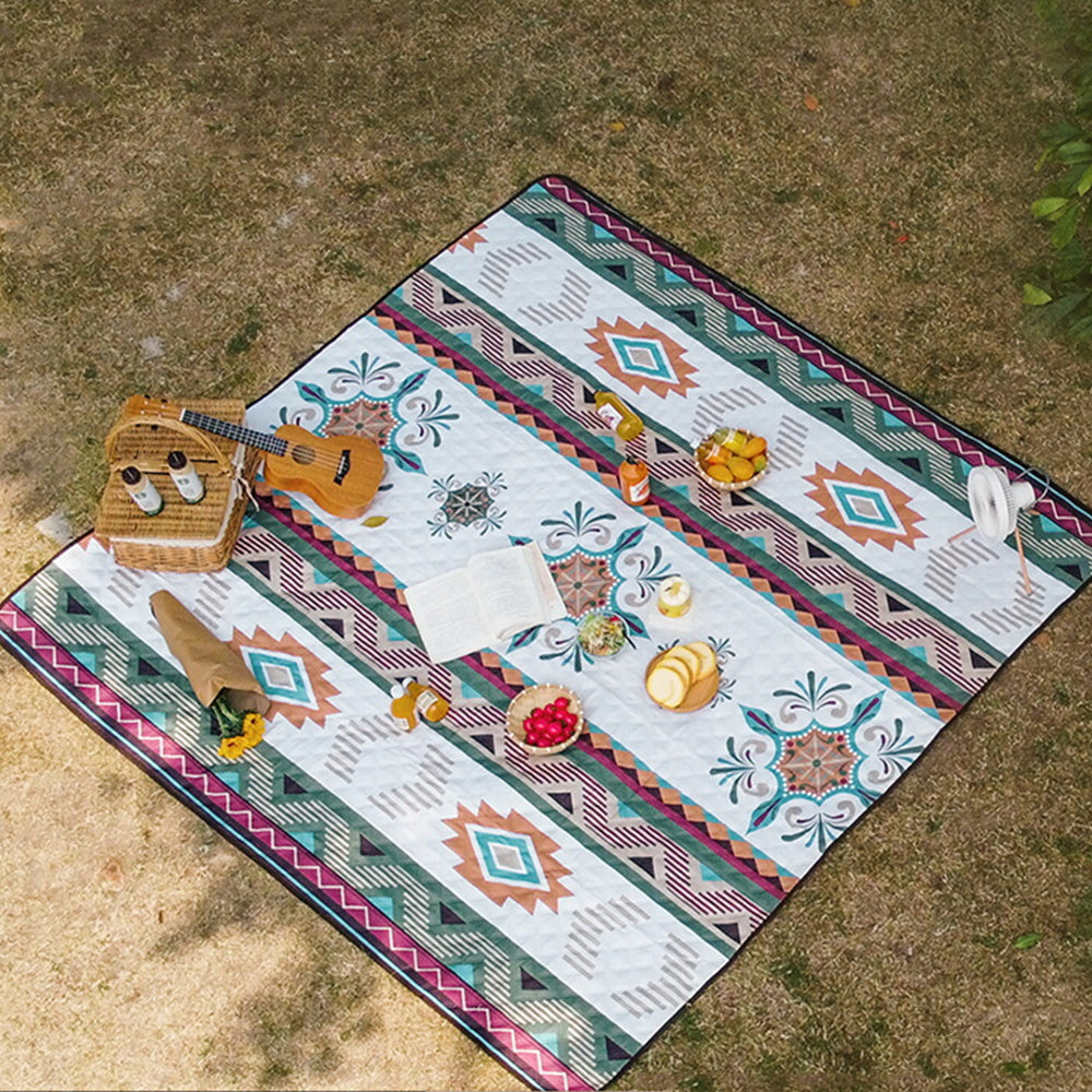 Moroccan Outdoor Ultrasonic Waterproof Foldable Picnic Mat