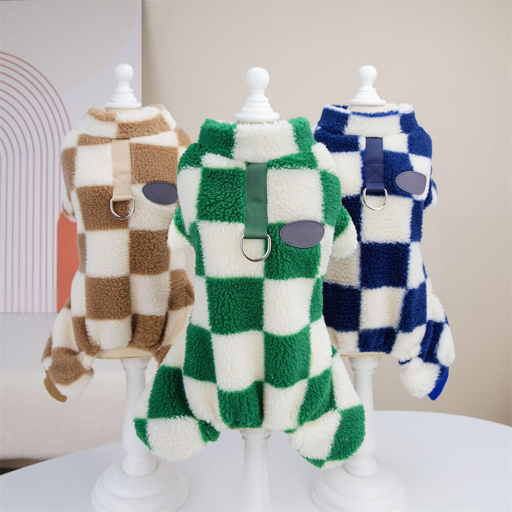 Checkered Fleece Dog Jacket – Bold Style and Warmth for Winter Walks