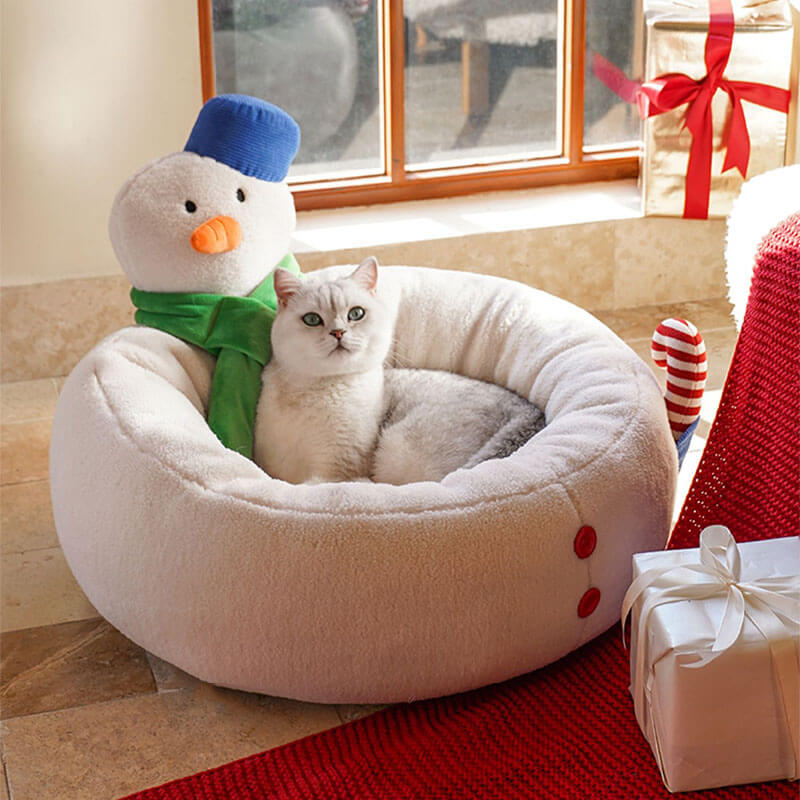 Christmas Snowman Shaped Cozy Cat Bed