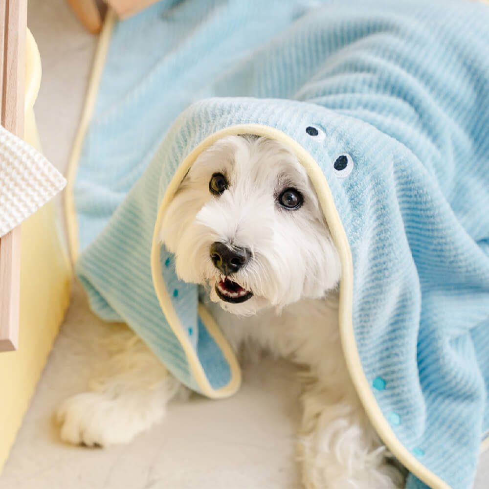 Weicher, gestreifter, schnell trocknender, saugfähiger Hunde-Bademantel