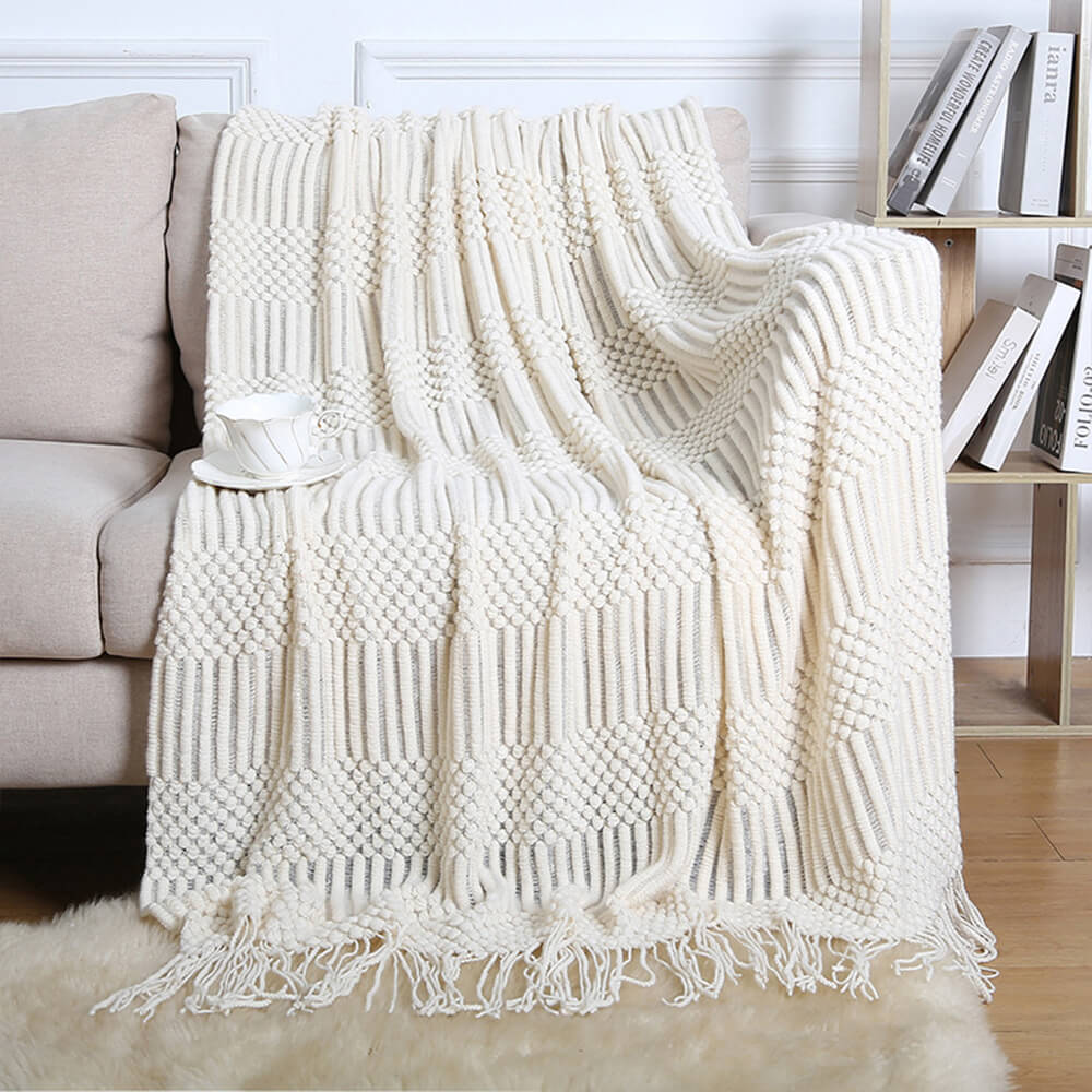 Luxuriously Soft Cozy Knitted Fleece Fringed Edges Throw Blanket