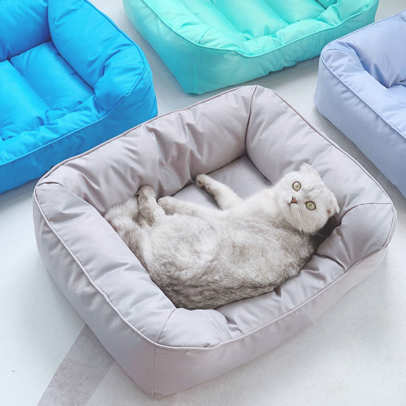 Waterproof Square Medium Cooling Dog & Cat Bed